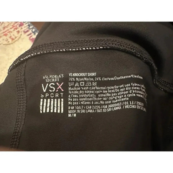 Victoria Secret Knockout Short VSX Medium - Picture 4 of 4